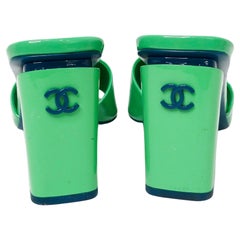 Chanel Green Patent Leather Interlocking CC Sandals 2022