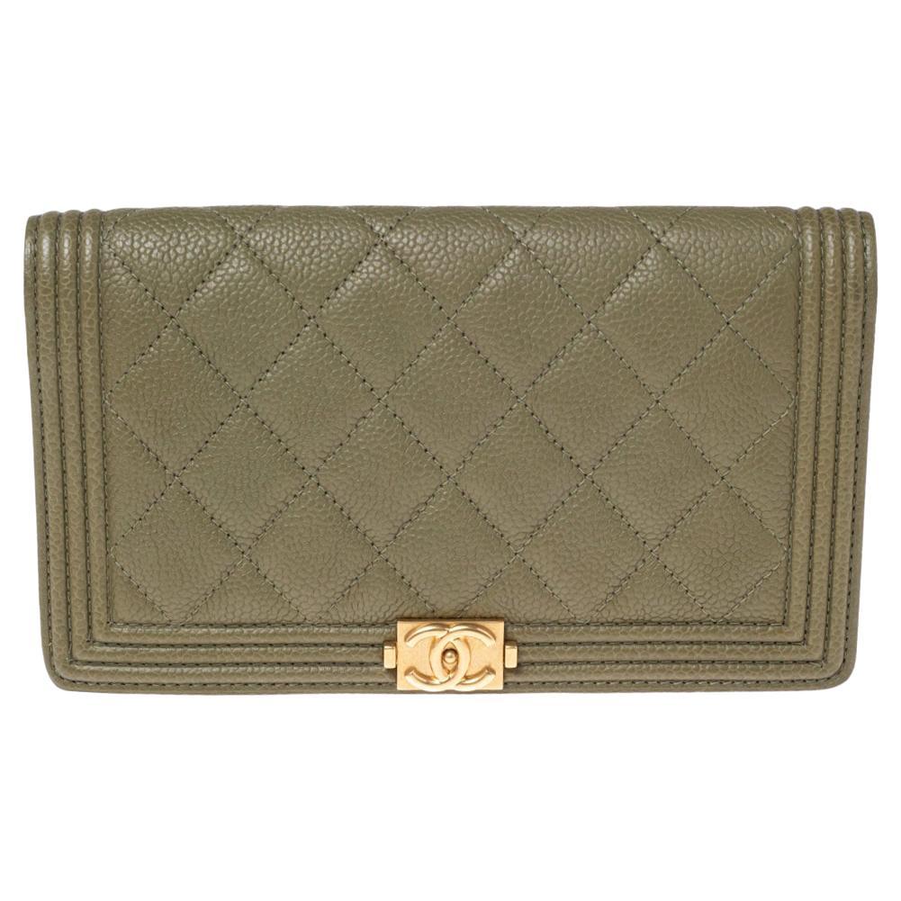 Chanel Green Quilted Caviar Leather Boy L Yen Continental Wallet