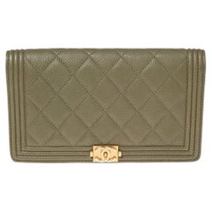 Chanel Green Quilted Caviar Leather Boy L Yen Continental Wallet