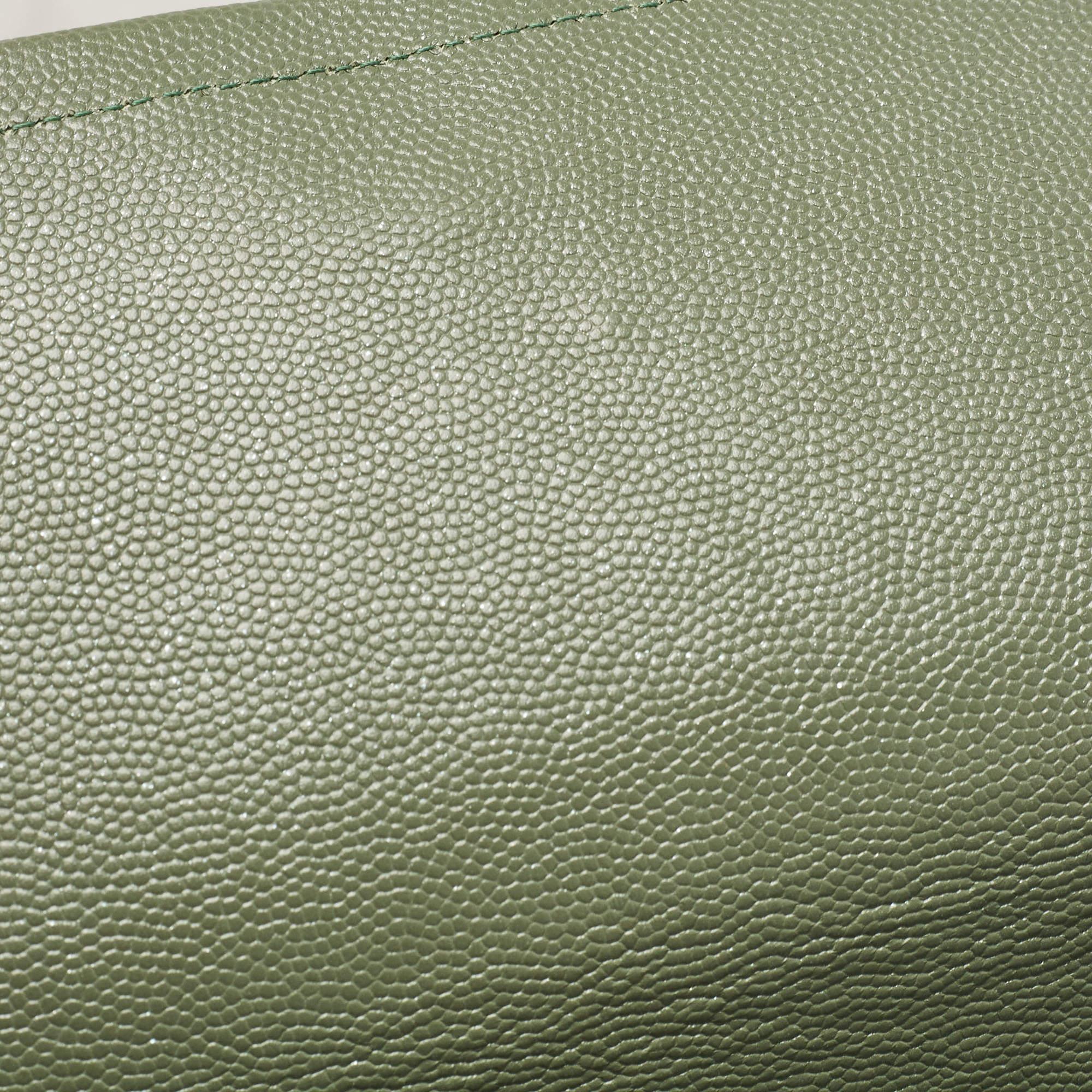Chanel Green Quilted Caviar Leather Jumbo Classic Double Flap Bag 2