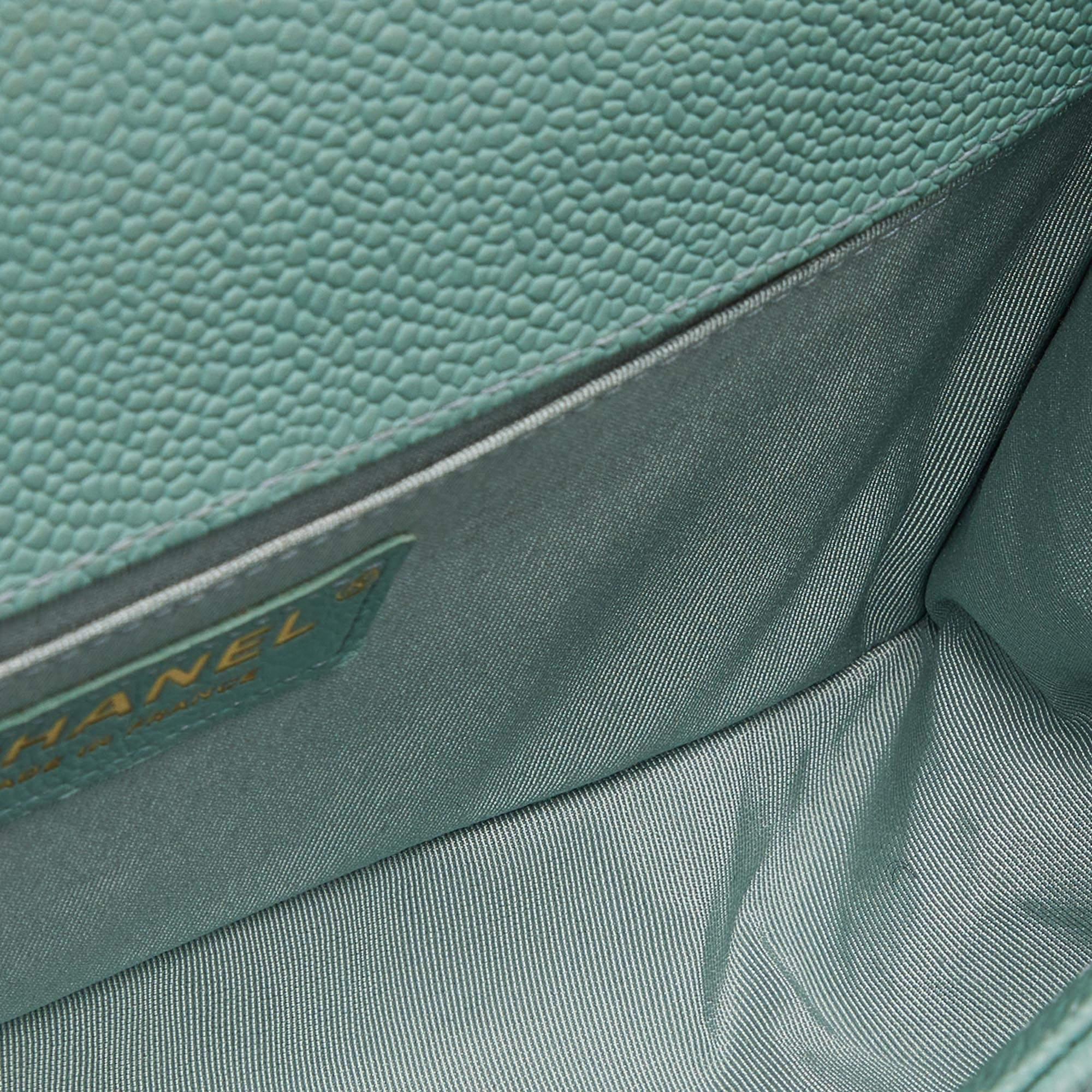 Chanel Green Quilted Caviar Leather Medium Boy Flap Bag 2