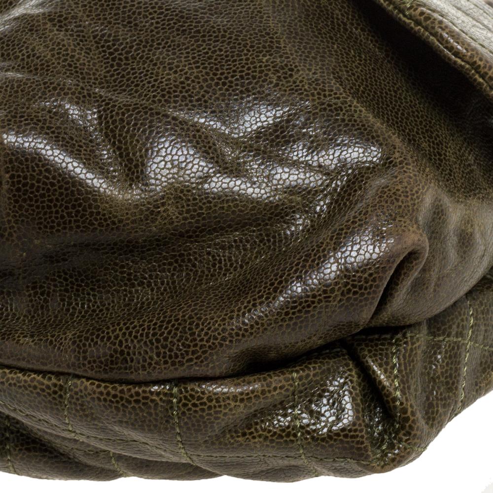 Chanel Grün gesteppt glasiert Kaviar Leder elastisch CC Maxi Klappe Tasche 2