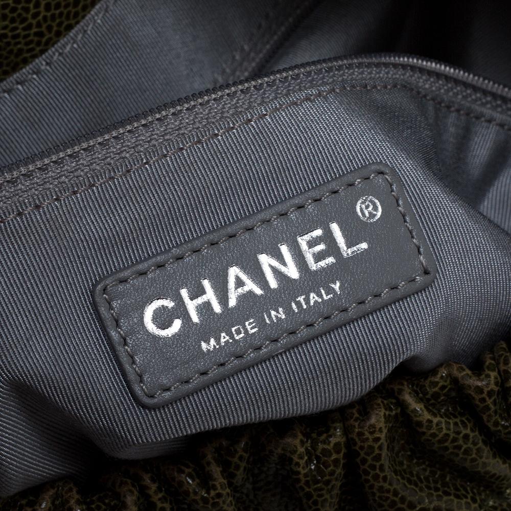 Chanel Grün gesteppt glasiert Kaviar Leder elastisch CC Maxi Klappe Tasche 4