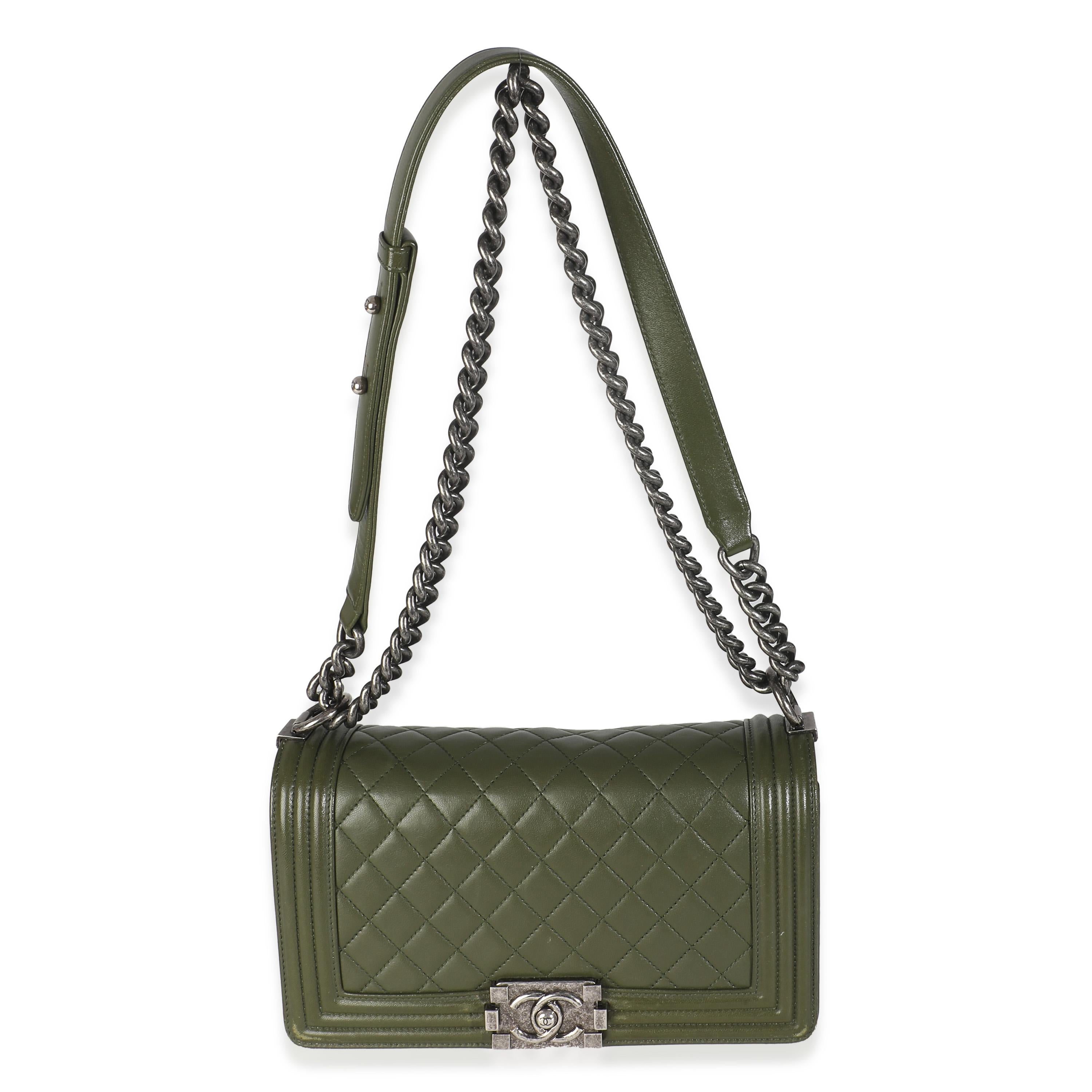 Chanel Green Quilted Lambskin Old Medium Boy Bag For Sale 2