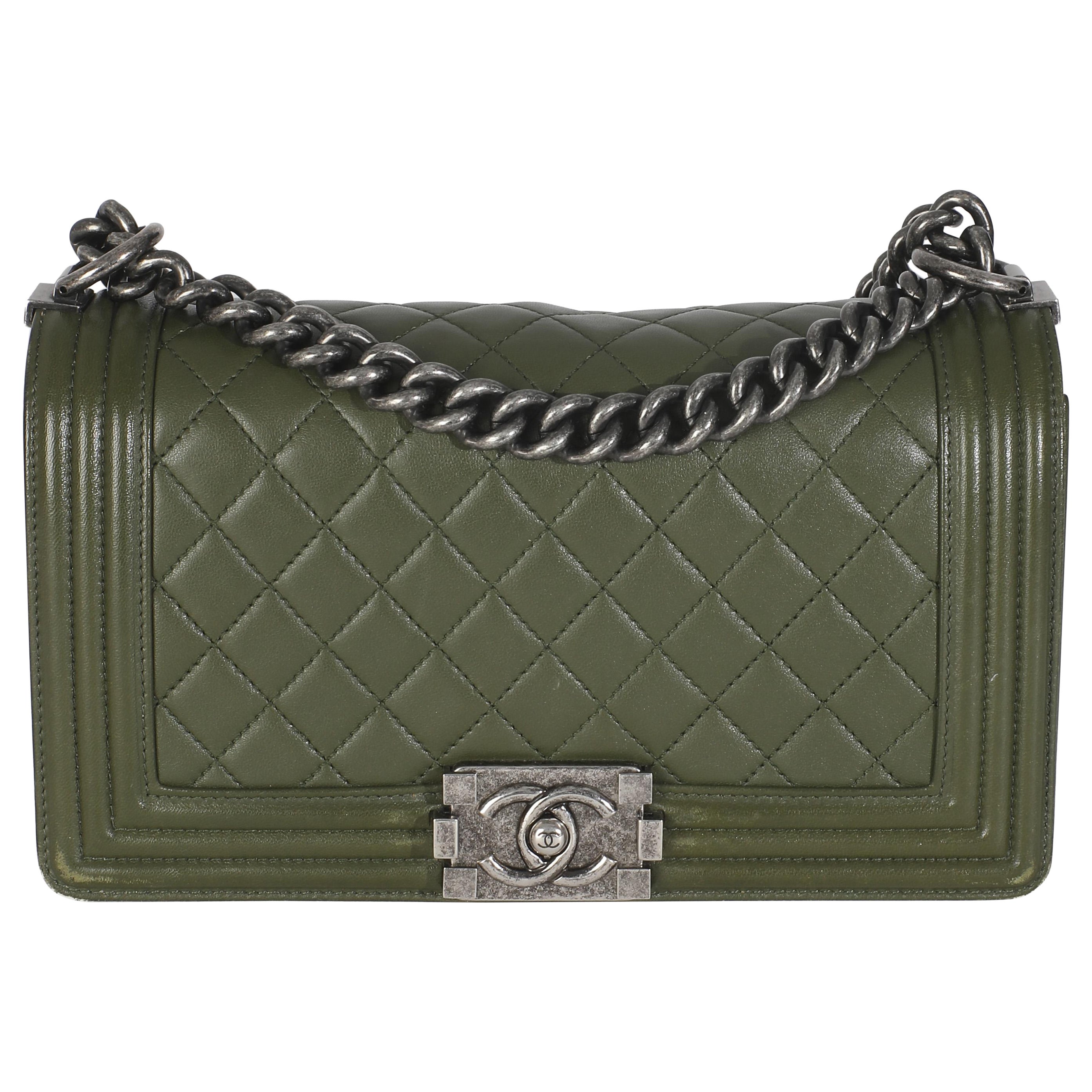 Chanel Greene & Greene, pelle d'agnello trapuntata, borsa media da ragazzo in vendita