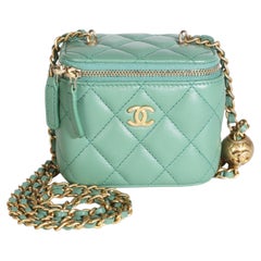 Chanel Green Quilted Lambskin Pearl Crush Mini Vanity Case With Chain