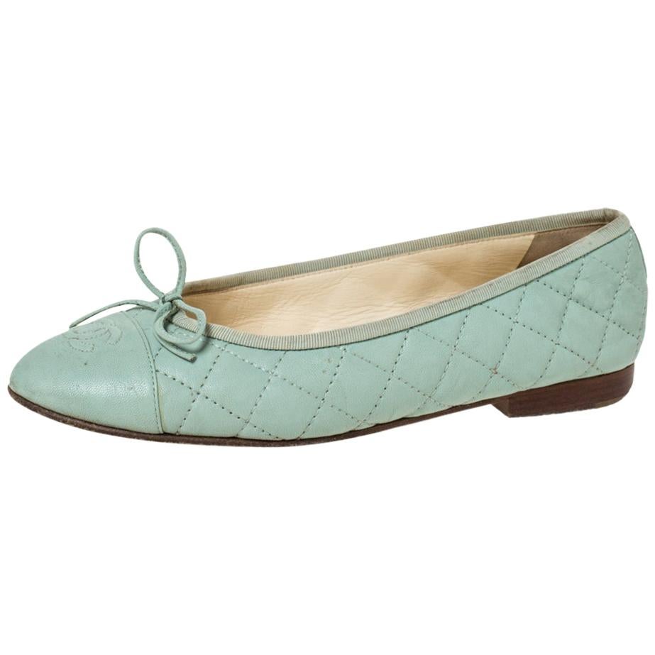 Chanel Green Quilted Leather CC Bow Ballet Flats Size 38