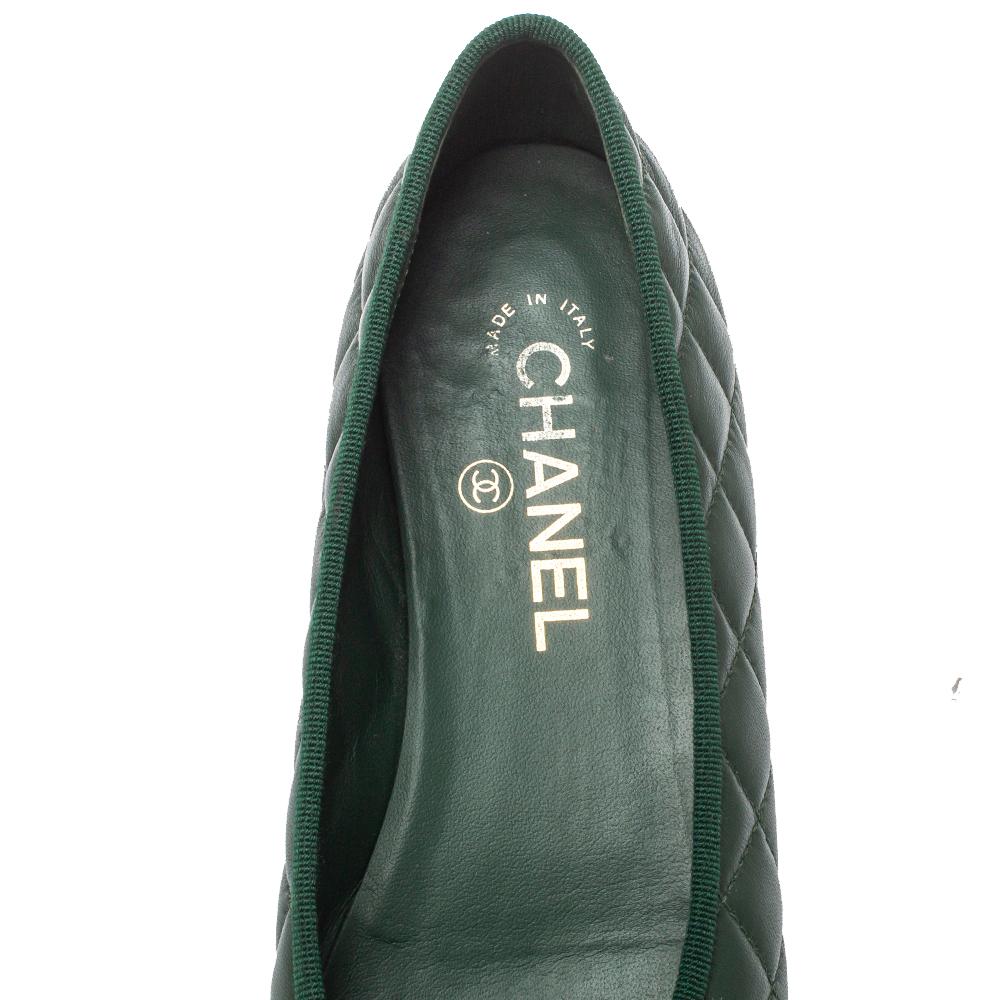 Black Chanel Green Quilted Leather CC Cap Toe Bow Ballet Flats Size 39.5