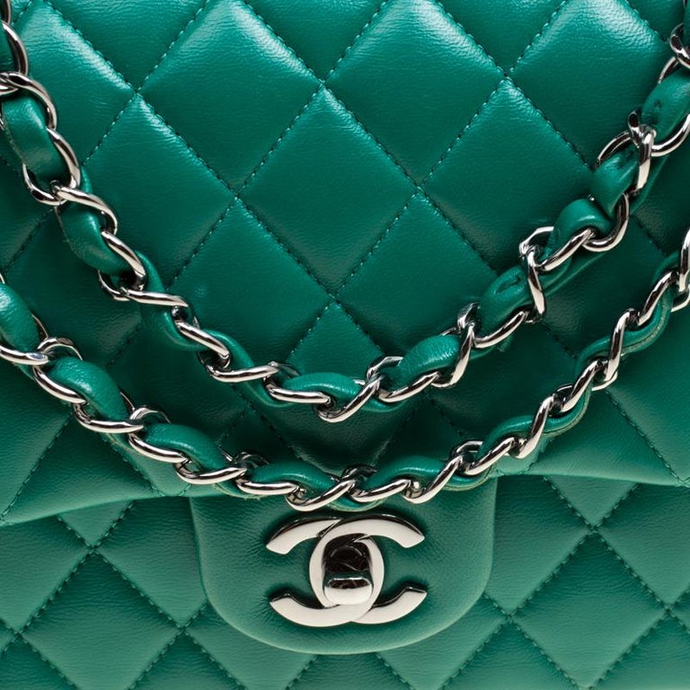 Chanel Green Quilted Leather Medium Classic Double Flap Bag For Sale at