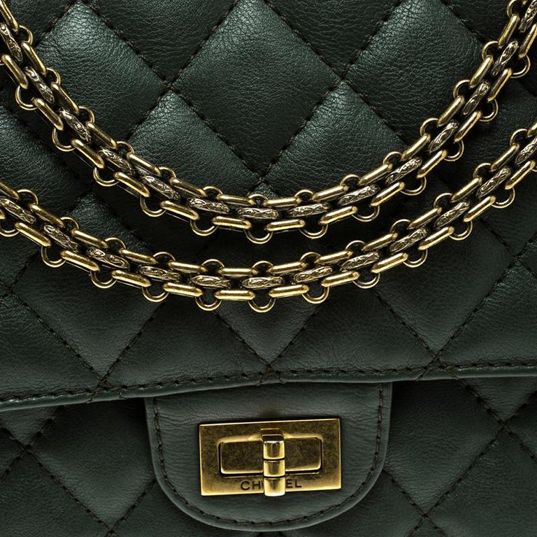 Chanel Green Quilted Leather Reissue 2.55 Classic 226 Flap Bag For Sale ...