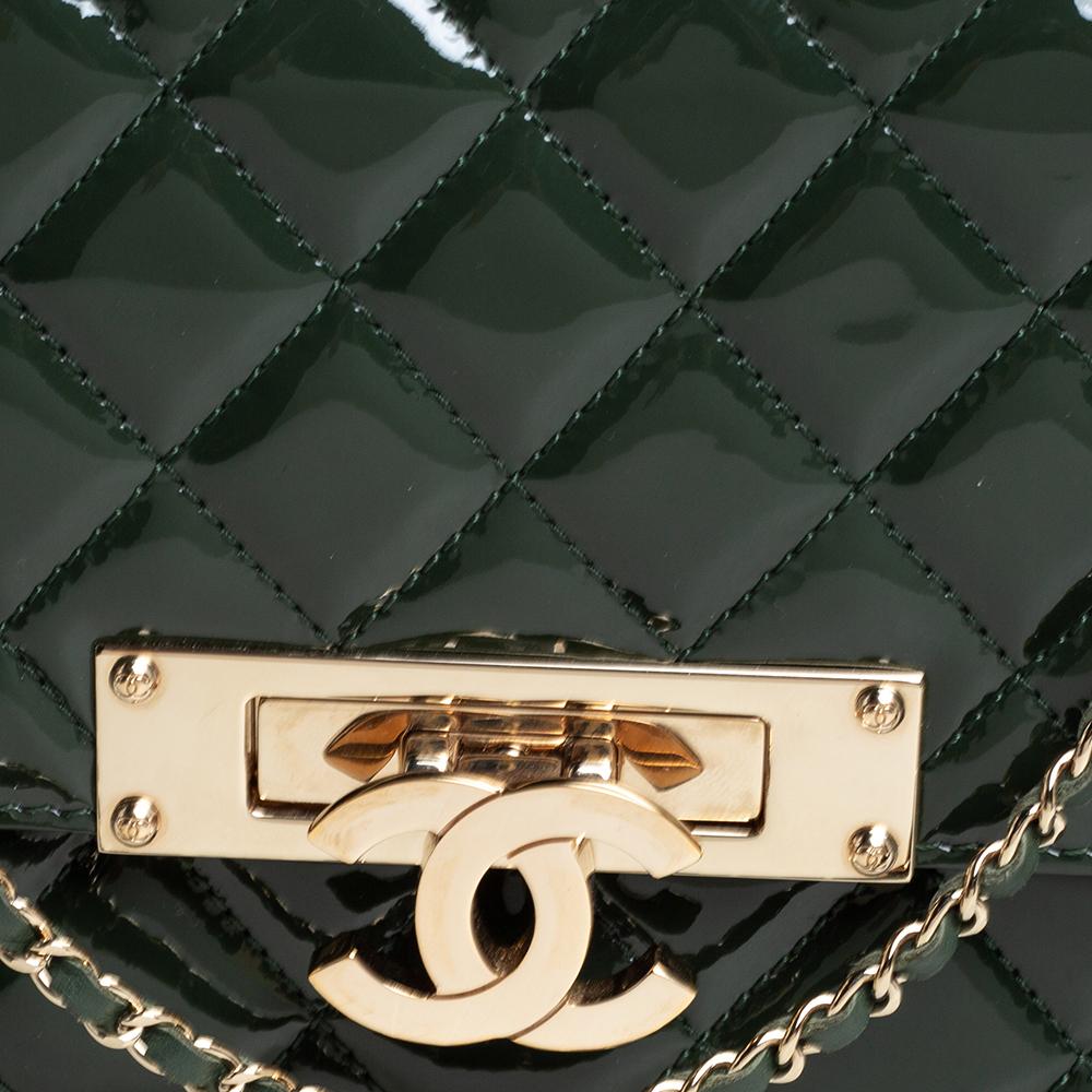 Chanel Grün Gestepptes Lackleder Medium Golden Class Ost/West Klappe Tasche 3