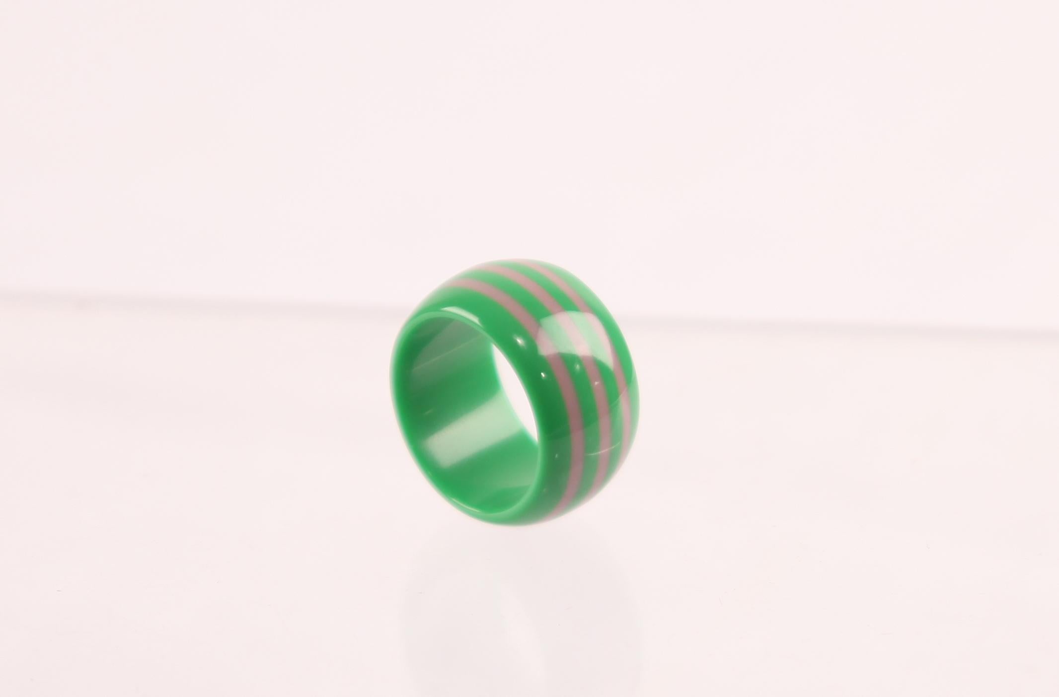 Women's Chanel green resins novelty ring, Cruise collection, 2003