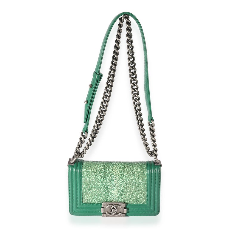 Chanel Green Stingray and Lambskin Small Boy Bag For Sale at 1stDibs