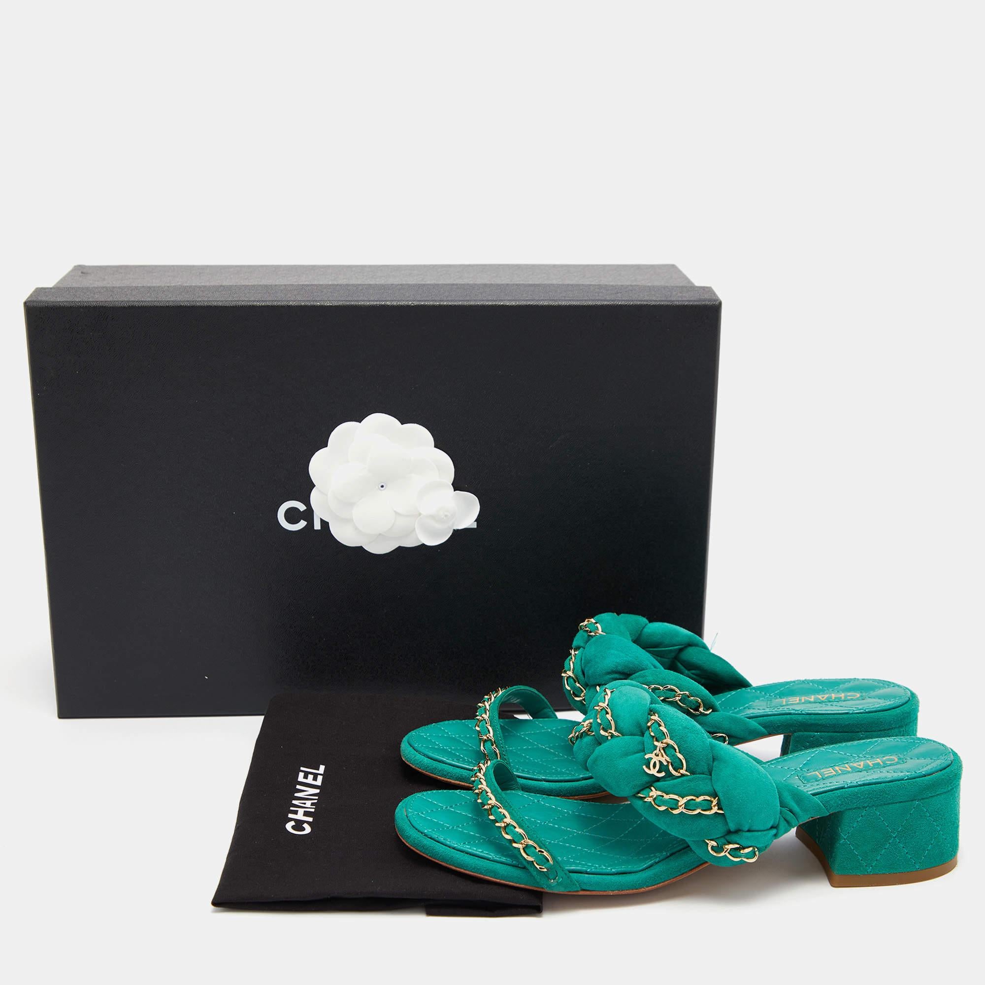 Chanel Green Suede Chain Embellished Flat Slide Sandals Size 38.5 2