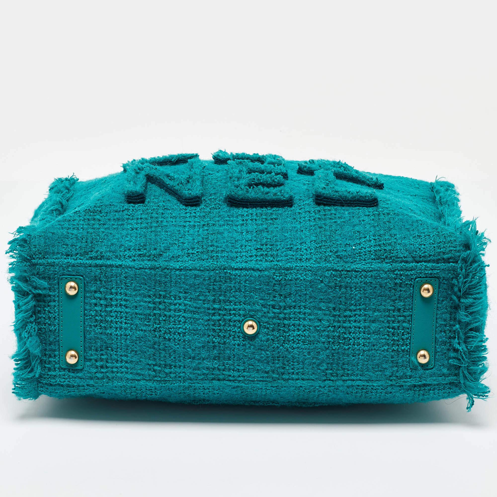 Chanel Green Tweed Medium Shopper Tote 2