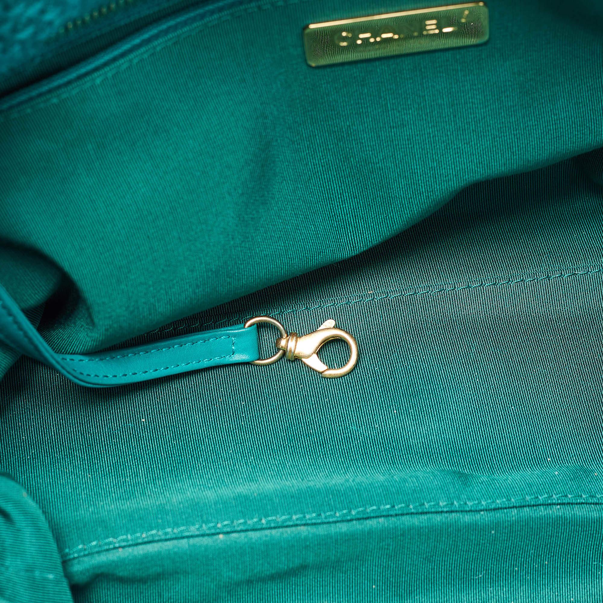 Chanel Green Tweed Medium Shopper Tote 4