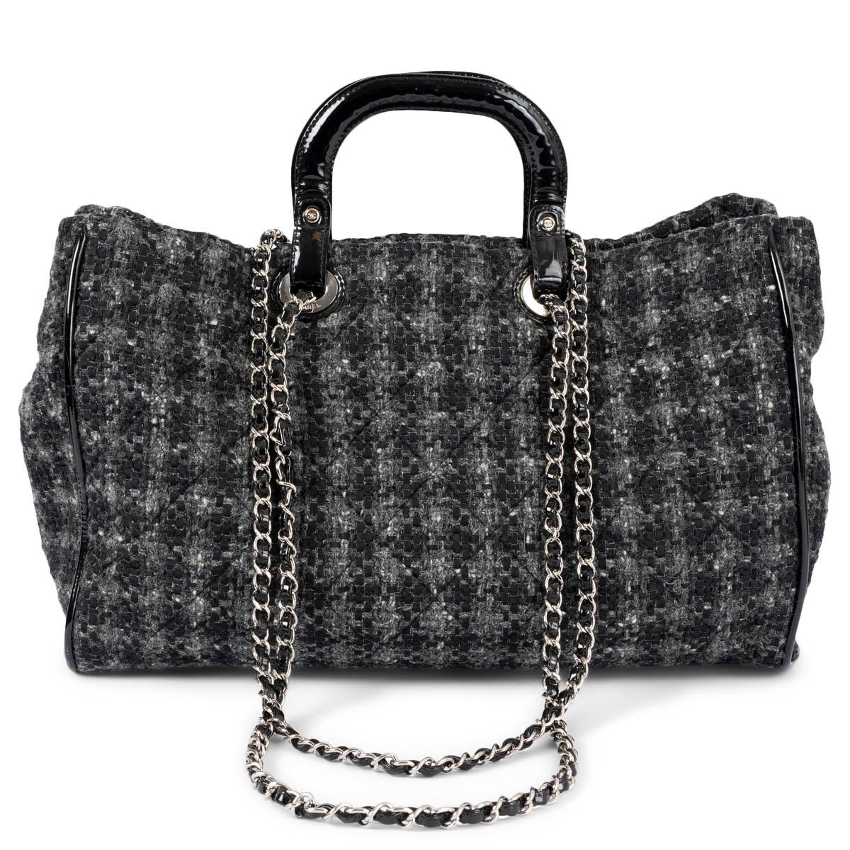 Black CHANEL grey 2009 QUILTED TWEED & PATENT Tote Bag For Sale