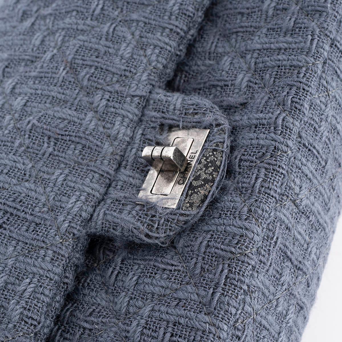 Chanel gris 2016 16A ROME 2.55 REISSUE 226 LARGE TWEED Sac à bandoulière à rabat en vente 4
