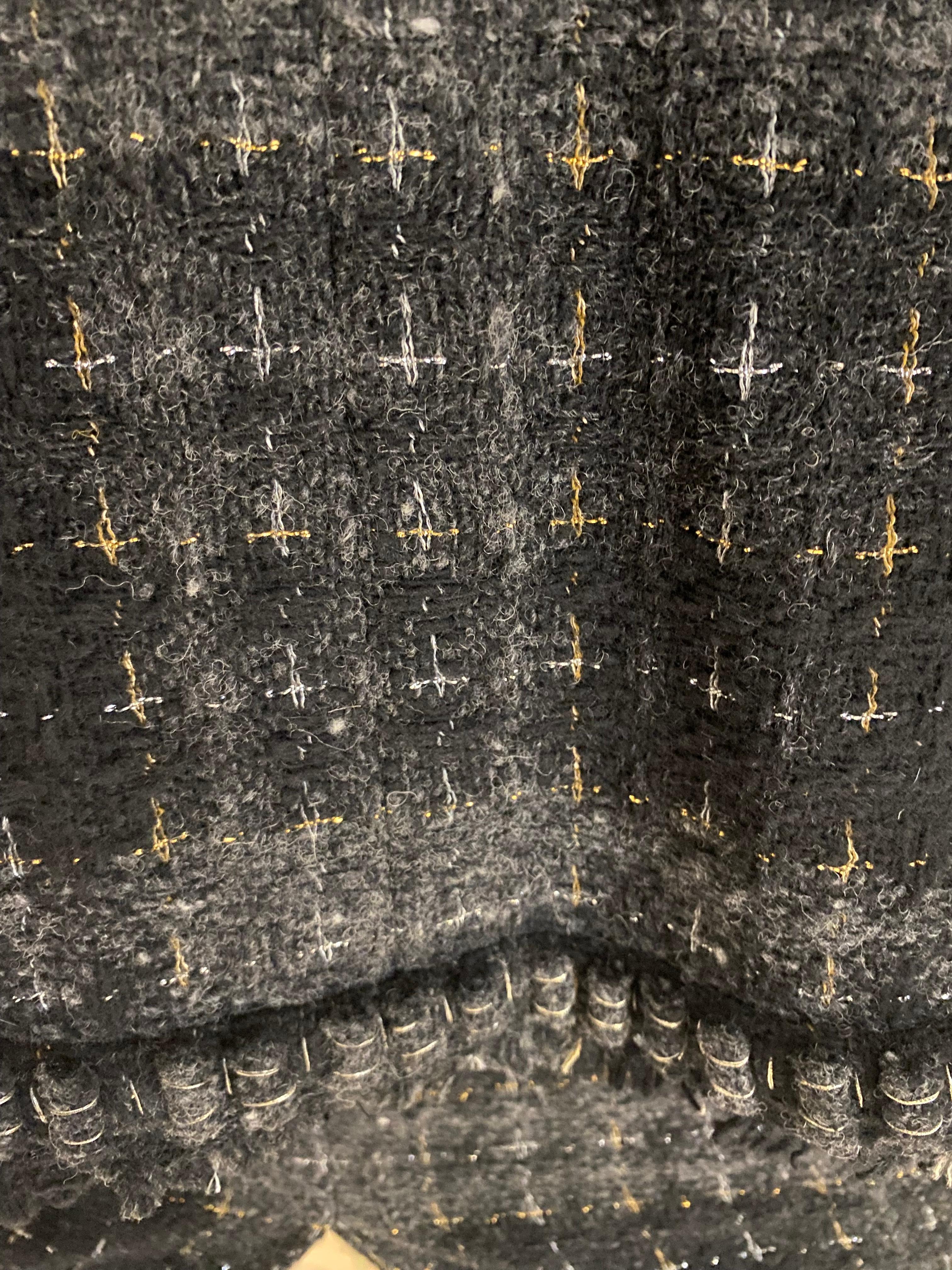 Chanel Grey and Black Wool Skirt Suit For Sale 6