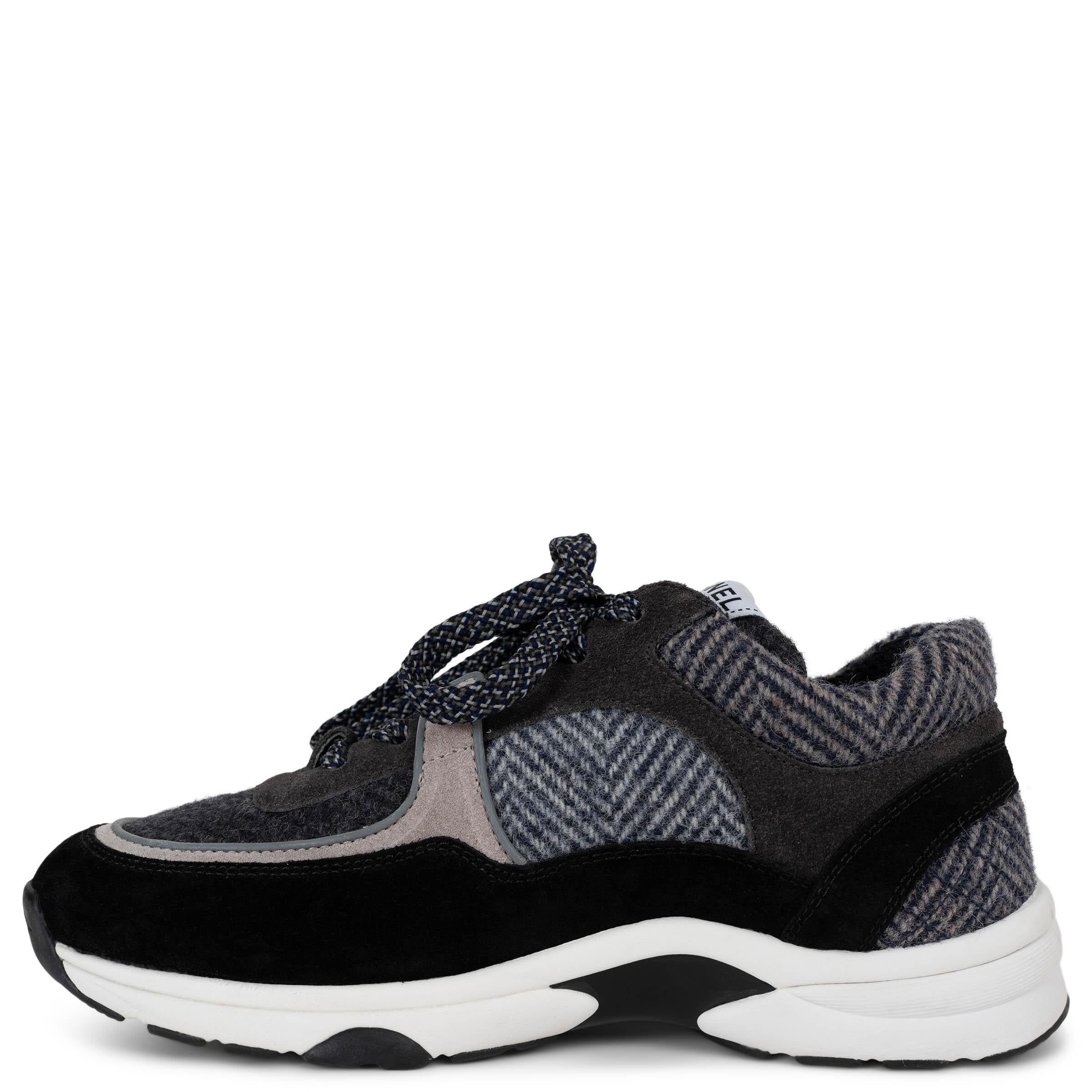 Nero Chanel grigio e nero 22K TWEED & SUEDE Scarpe da ginnastica LOW TOP 38 in vendita