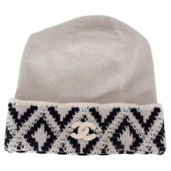 CHANEL grey & black cashmere LUREX Beanie Hat