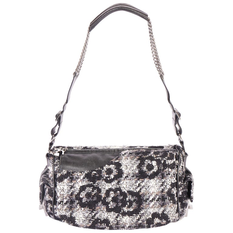 Chanel Grey Black Tweed Shoulder Bag For Sale at 1stDibs