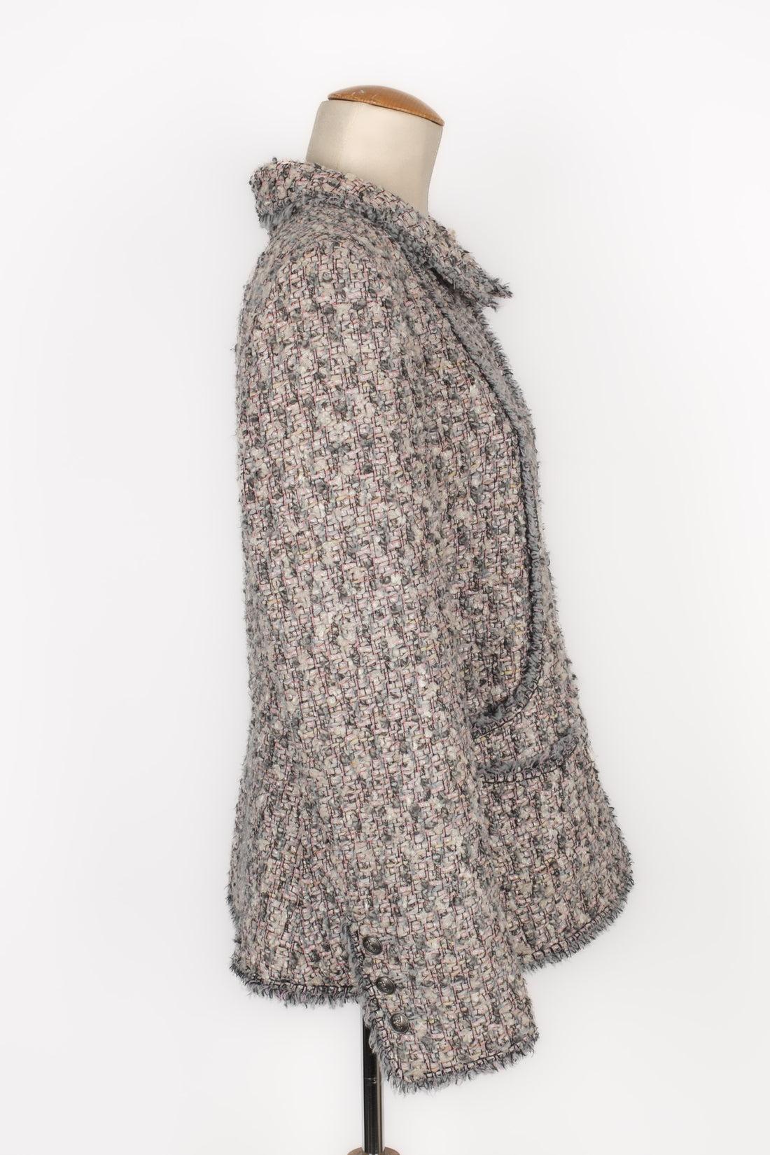 Chanel Grey-blue and Pink Tone Tweed Jacket In Excellent Condition In SAINT-OUEN-SUR-SEINE, FR
