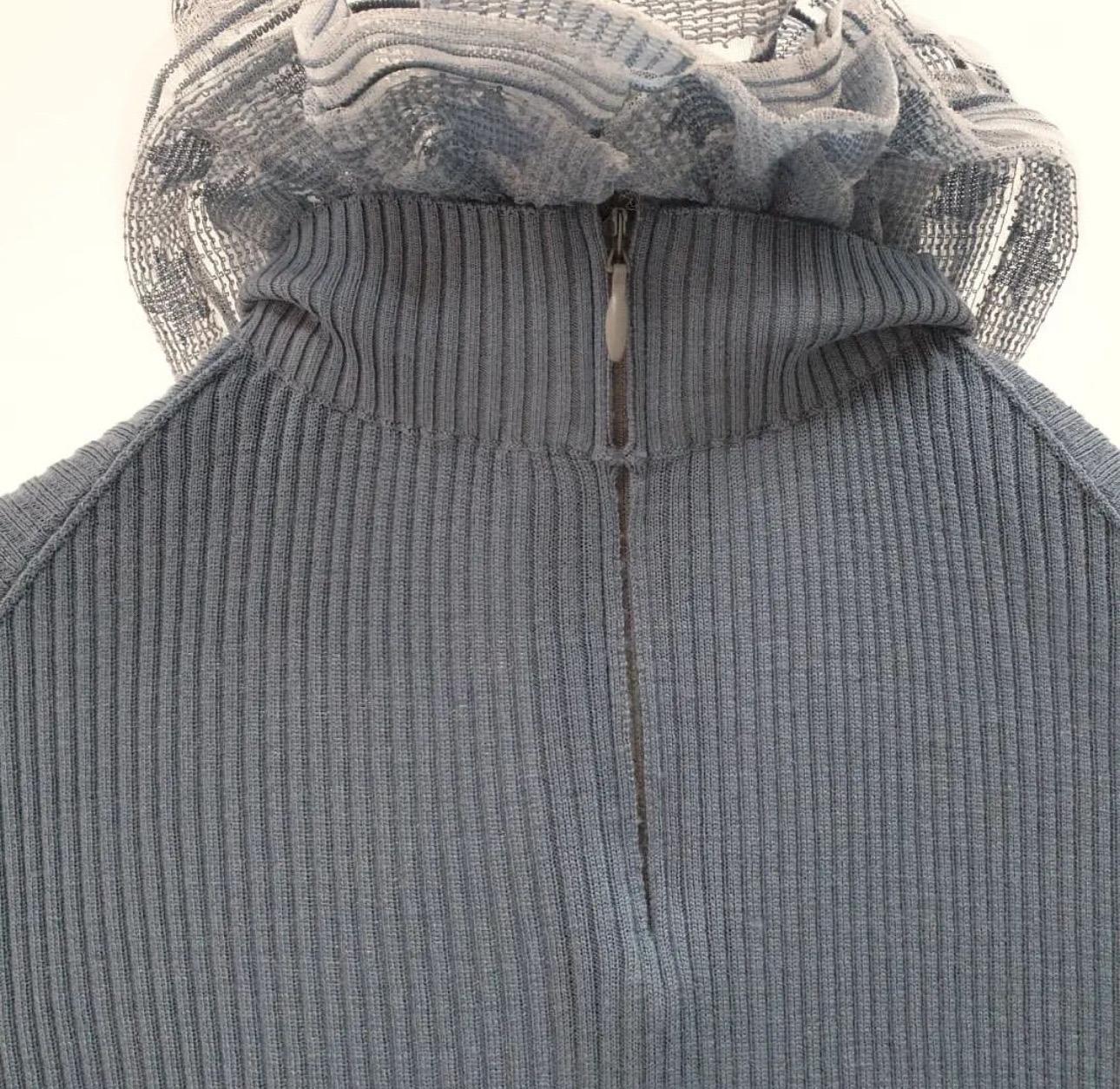 Dieser Pullover aus hochwertigen Stoffen ist kuschelig und modisch zugleich.
Größe 38
Sehr guter Zustand
Aufhänger ist nicht enthalten