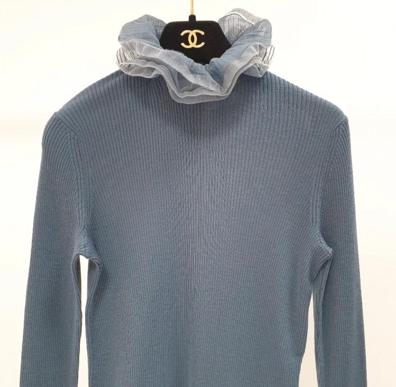 Chanel Grey Blue Wool Knit & Mesh Ruffled Turtleneck Sweater For Sale 2