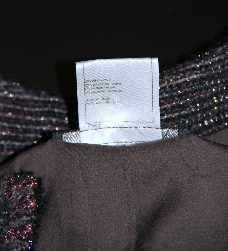 Chanel Grey Burgundy Tweed Coat Fall 2011 Ready to Wear For Sale 6