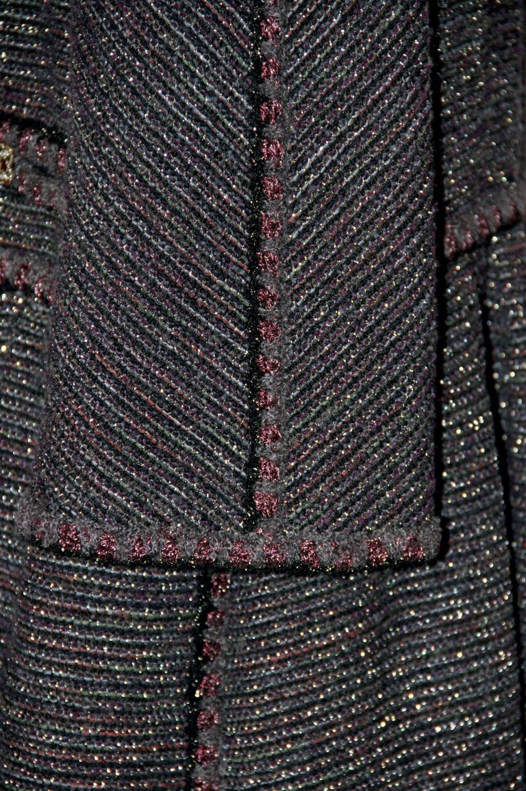 Chanel Grey Burgundy Tweed Coat Fall 2011 Ready to Wear For Sale 3