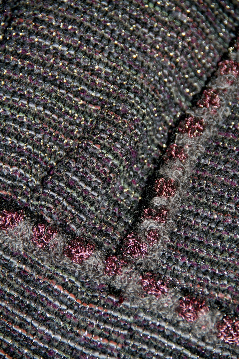 Chanel Grey Burgundy Tweed Coat Fall 2011 Ready to Wear For Sale 4