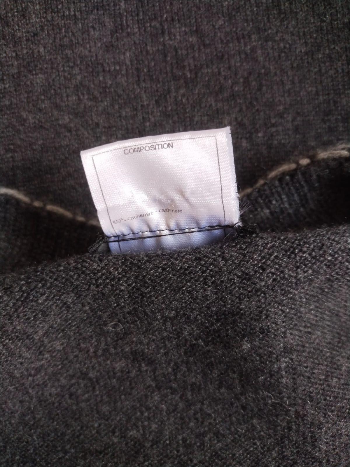 Chanel Grey Cashmere Knit Sleeveless Dress W/ CC Turnkey Pockets 2011 For Sale 16