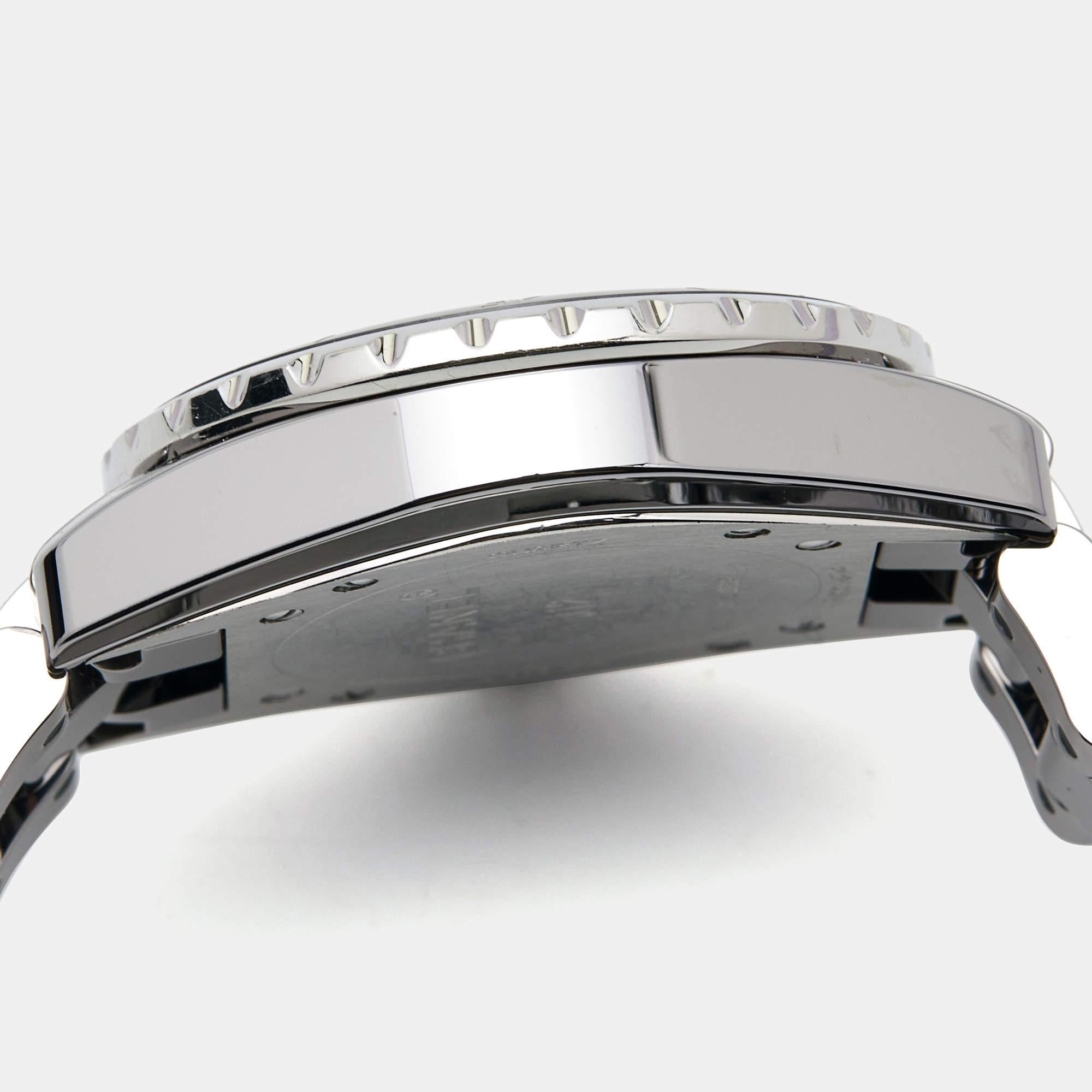 Chanel Grey Ceramic Stainless Steel J12 H2978 Women's Wristwatch 33 mm For Sale 3