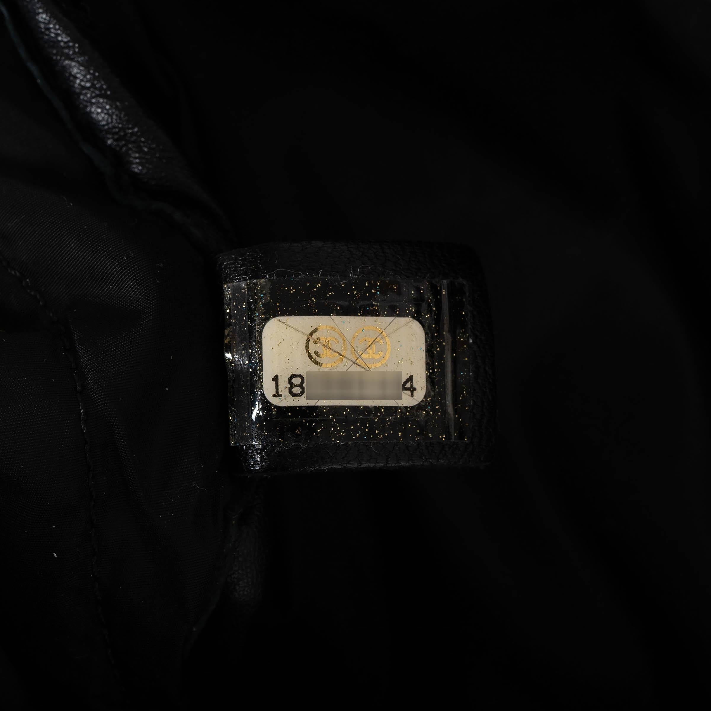 CHANEL Bolso de nylon gris y crema 13A EDINBURG TWEED PRINT en venta 4