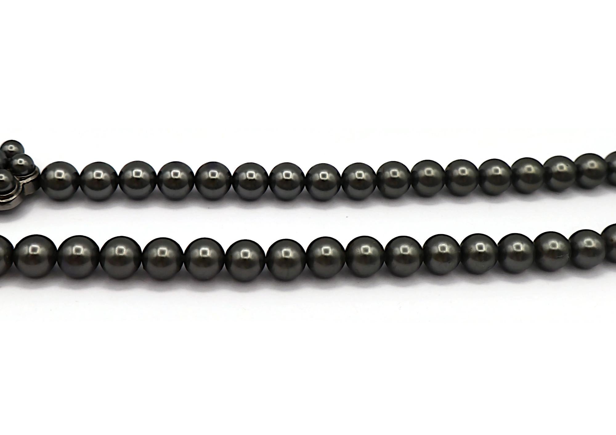 CHANEL Grey Faux Pearl Necklace, 2015 For Sale 12