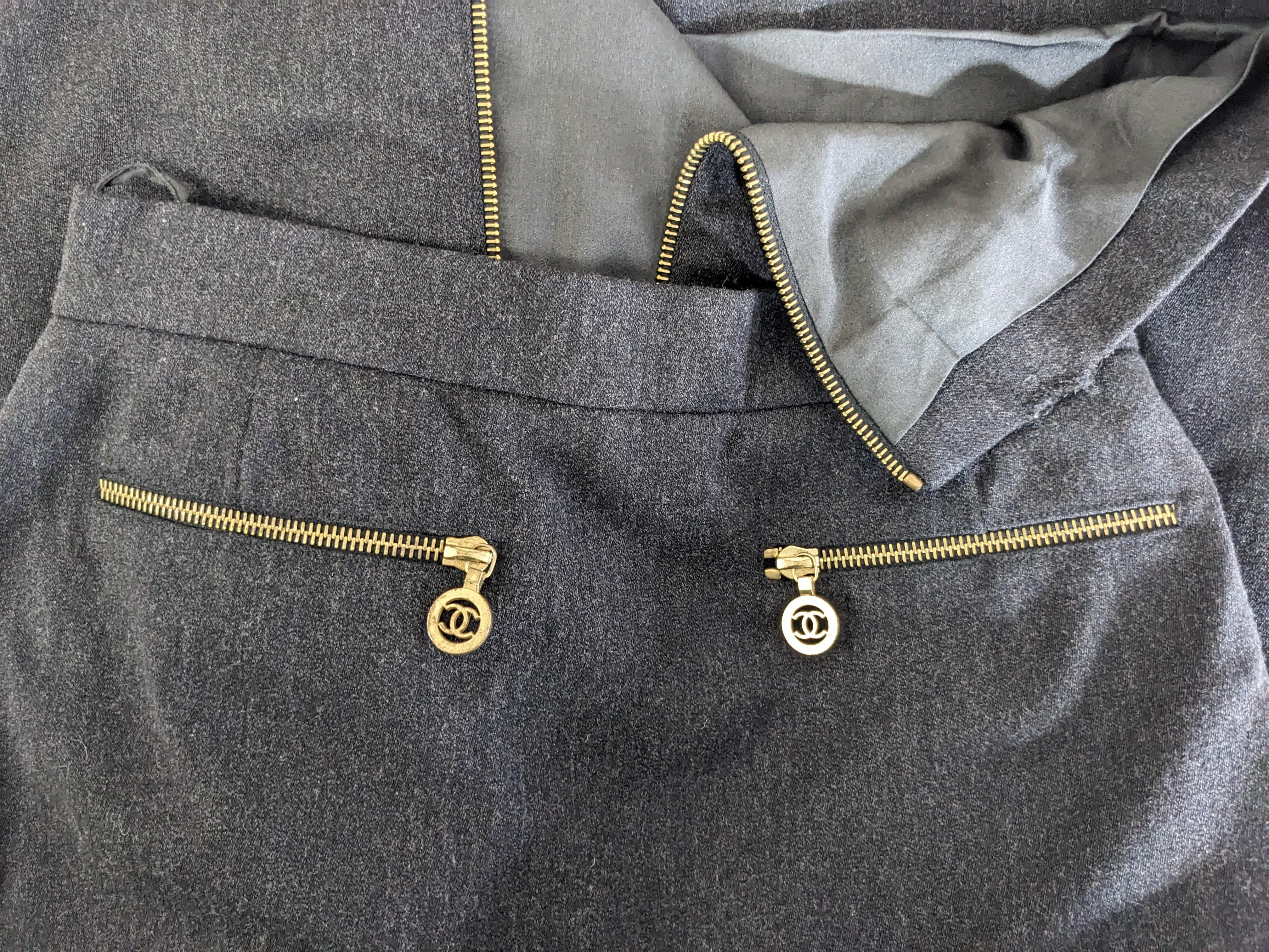 Chanel Grauer Stretch-Bleistiftrock aus Flanell im Angebot 7