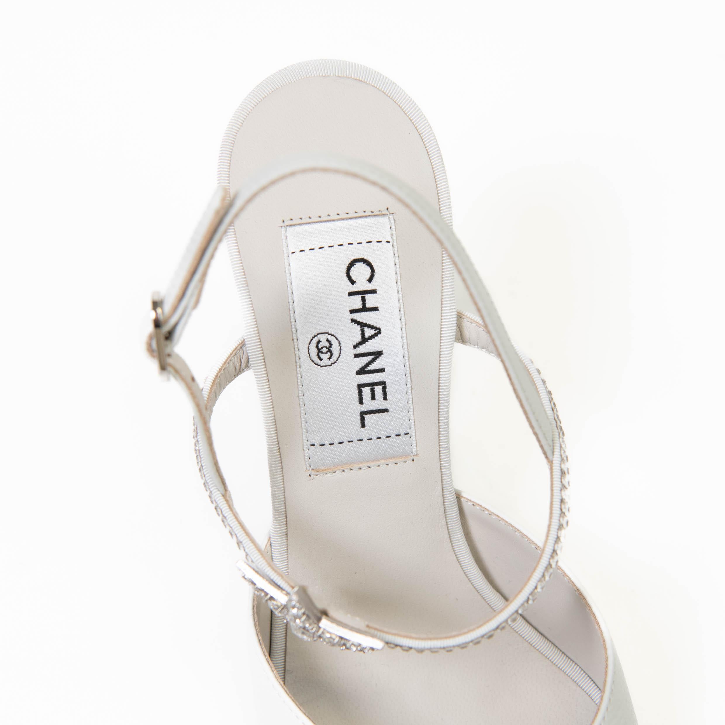 Gray Chanel Grey Grained Calfskin Strass CC Sandals Size 36