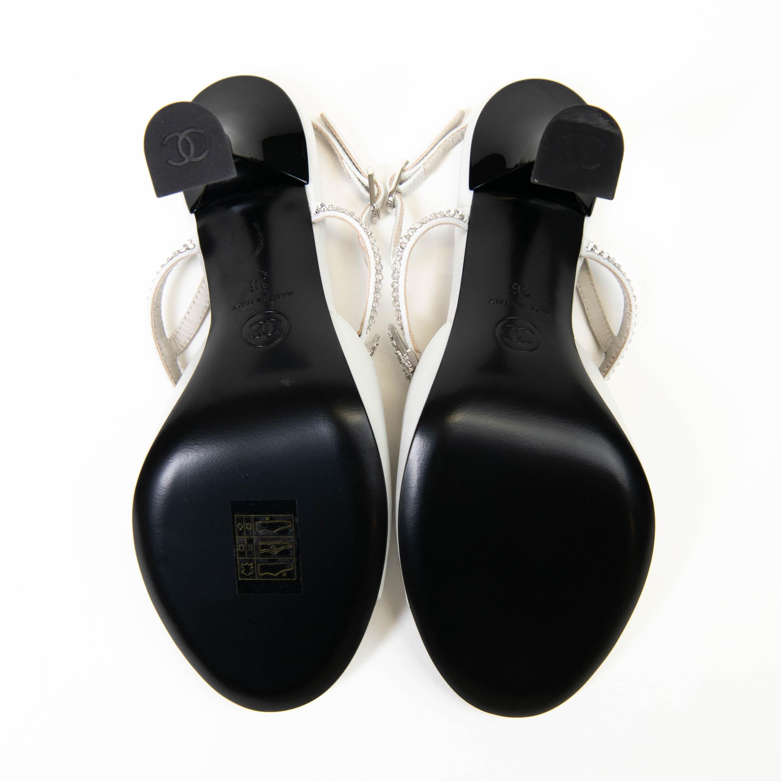 Chanel Grey Grained Calfskin Strass CC Sandals Size 36 3