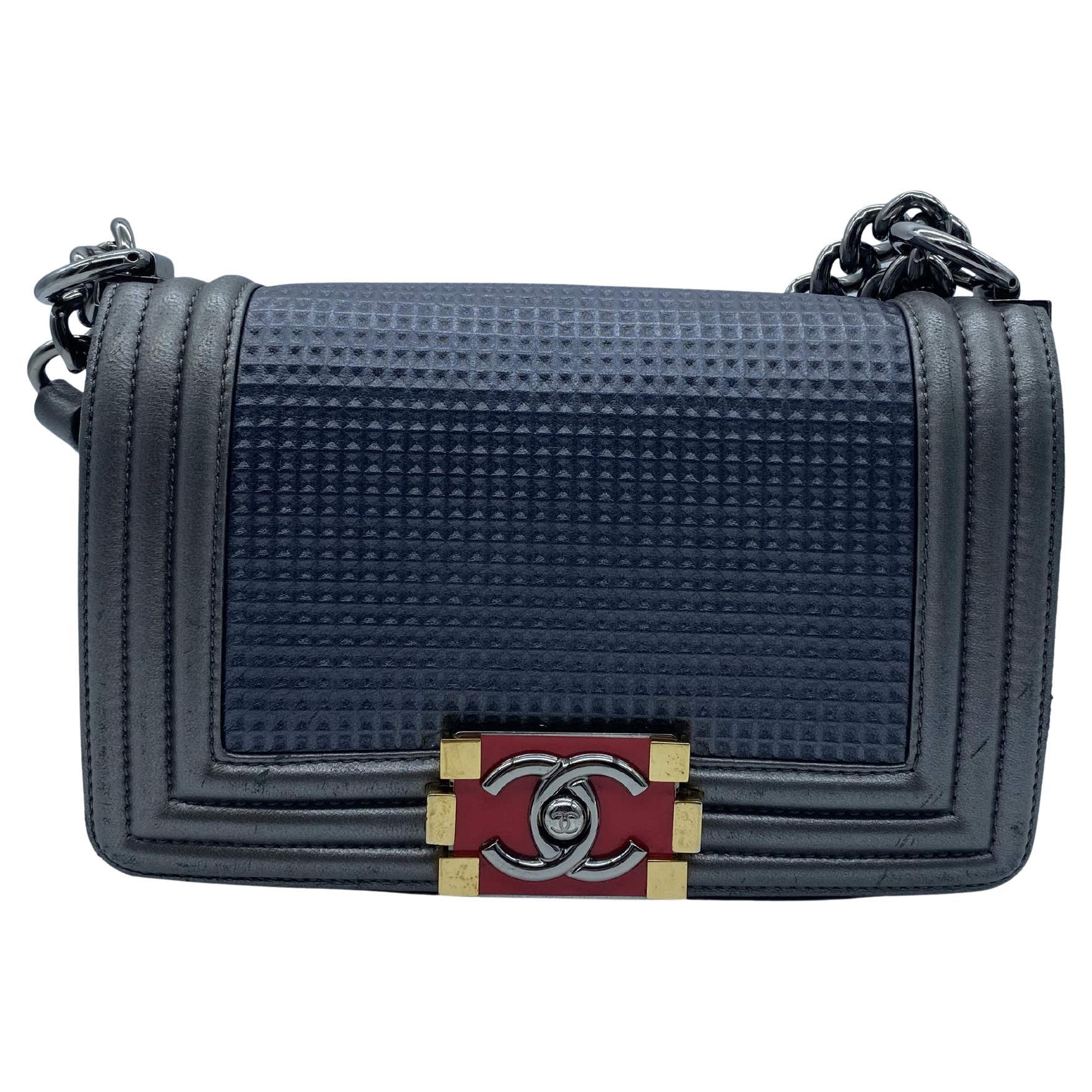 Chanel Grey Leather Boy Bag For Sale at 1stDibs