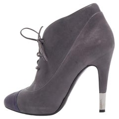 Chanel Grey Leather CC Cap Toe Lac Up Booties Size 39.5 Chanel Grey Leather CC Cap Toe Lac Up Booties Size 39.5