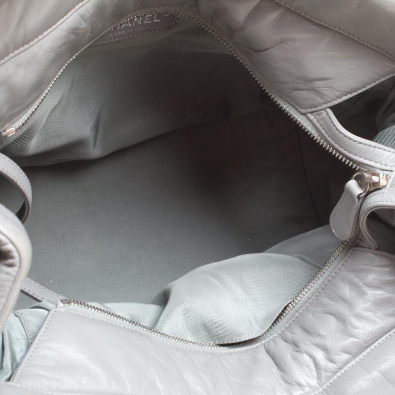 Chanel Grey Leather Wild Stitch Shoulder Bag 4