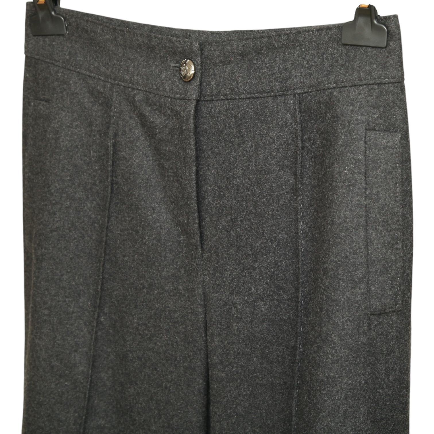 CHANEL Pants Grey Trousers Wide Leg Wool Cuffed Silver Button Silk Lining Sz 40 For Sale 1