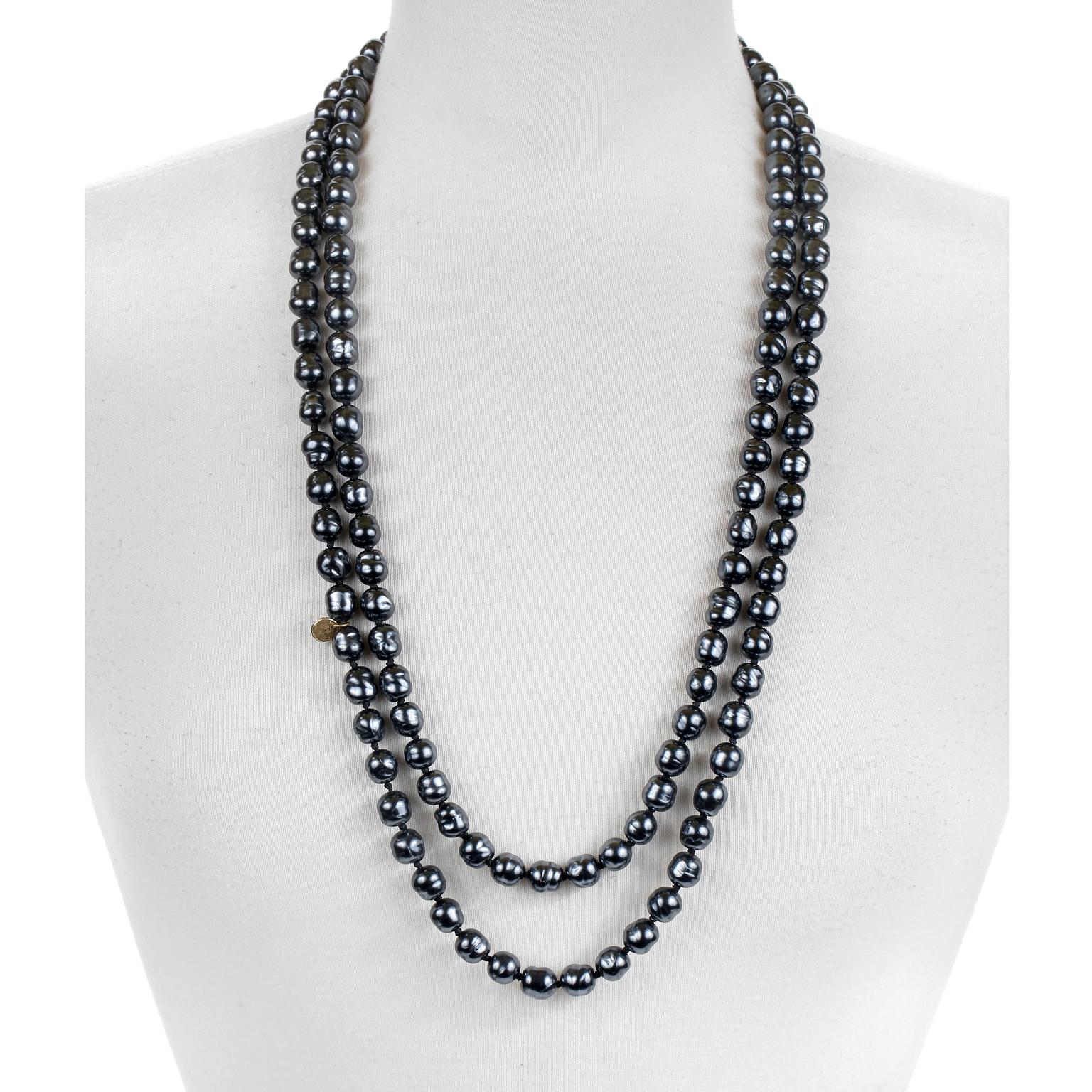 Women's or Men's Chanel Grey Pearl Necklace
