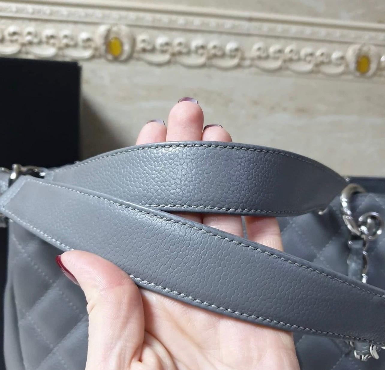 Chanel Grau Gesteppte Kaviar Leder Grand Einkaufstasche 3
