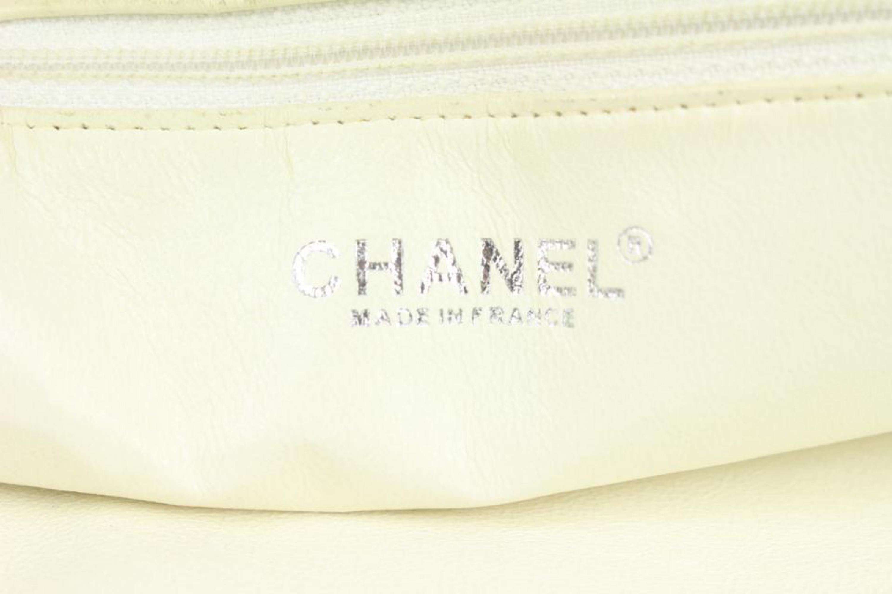 Chanel Grey Quilted CC Sports Logo Shoulder Bag 6CC1015 For Sale 3