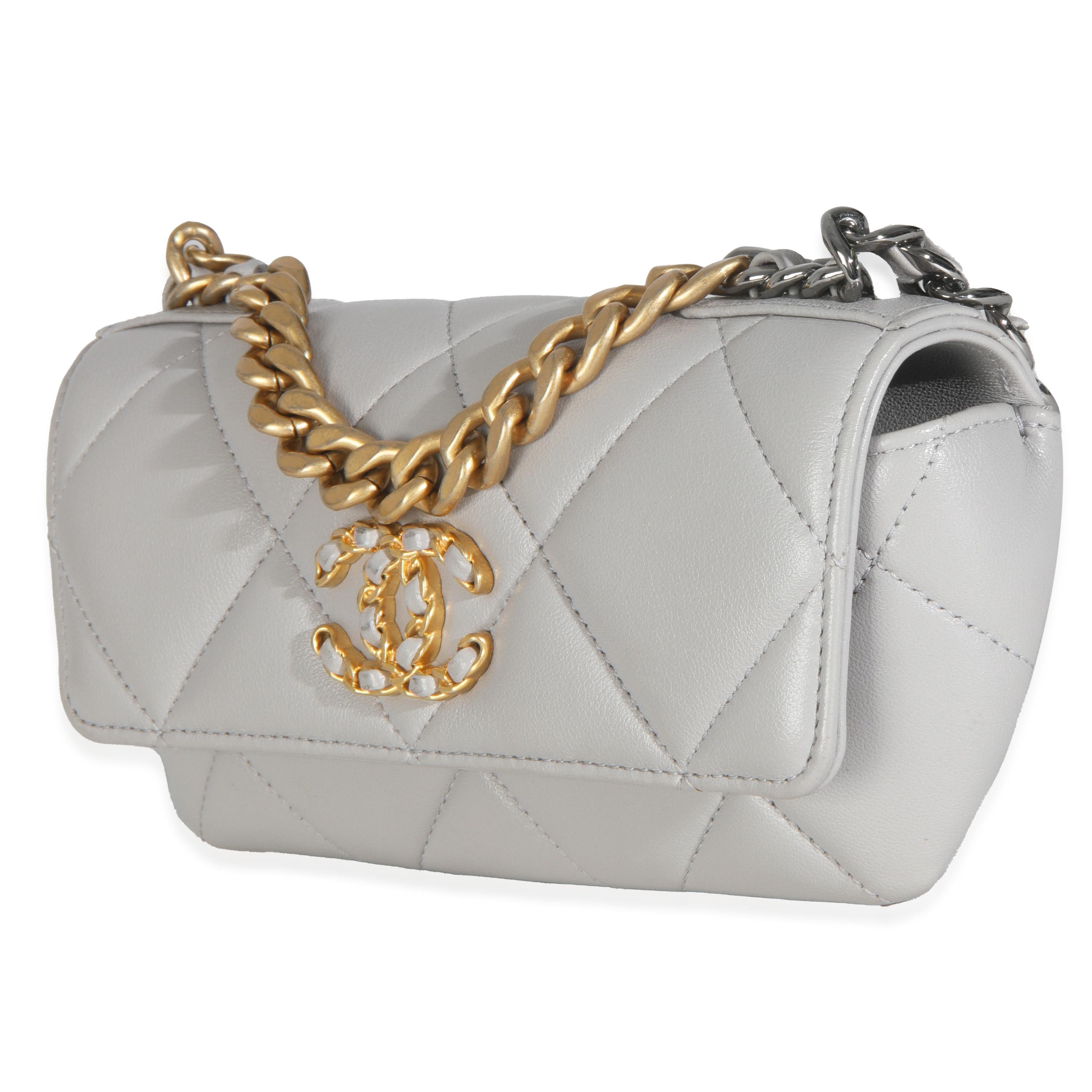 Women's or Men's Chanel Grey Quilted Lambskin Chanel 19 Sunglasses Case With Chain For Sale