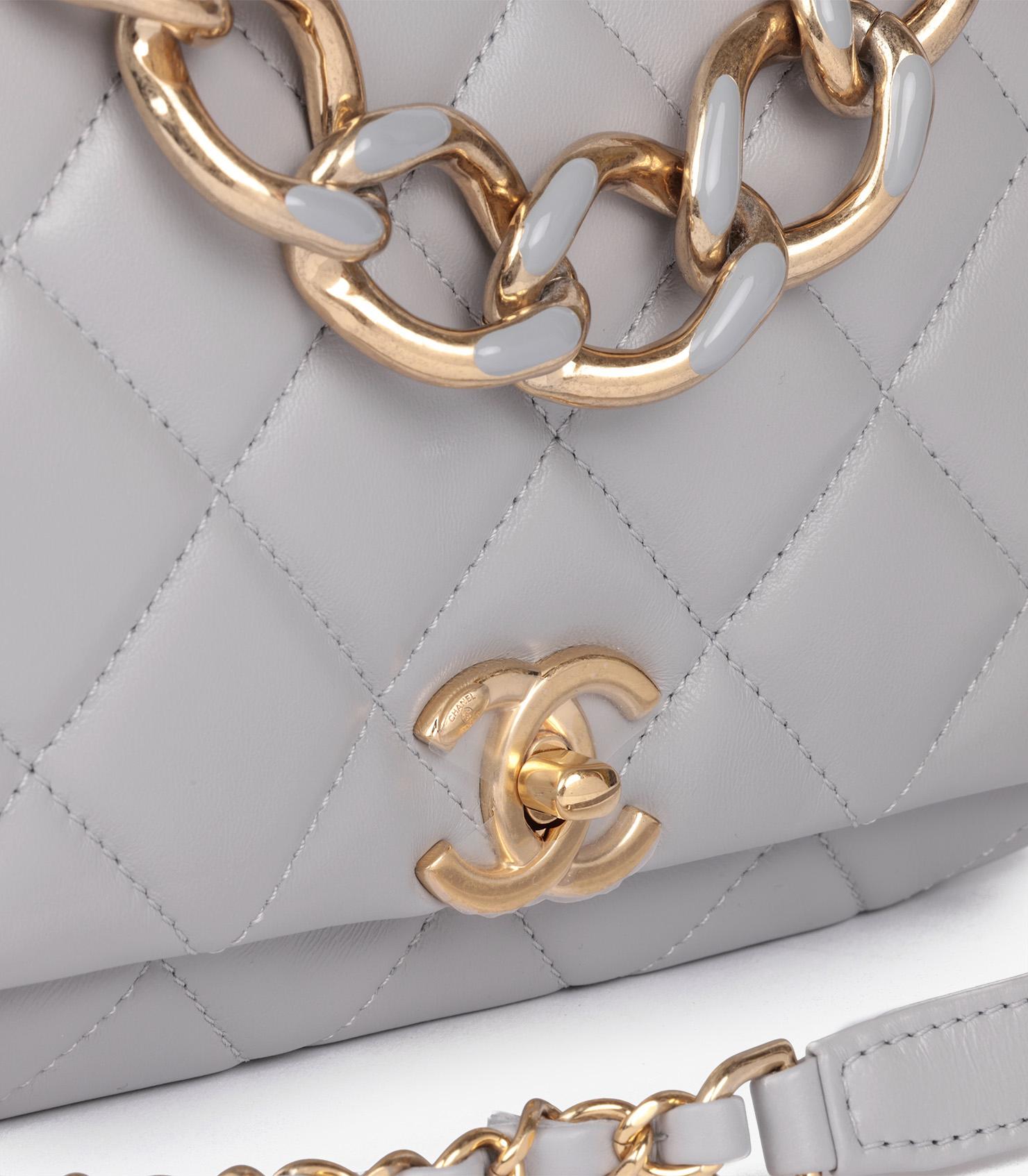 Chanel Grau Gestepptes Lammfell Colour Match Mini Flap Bag im Angebot 4