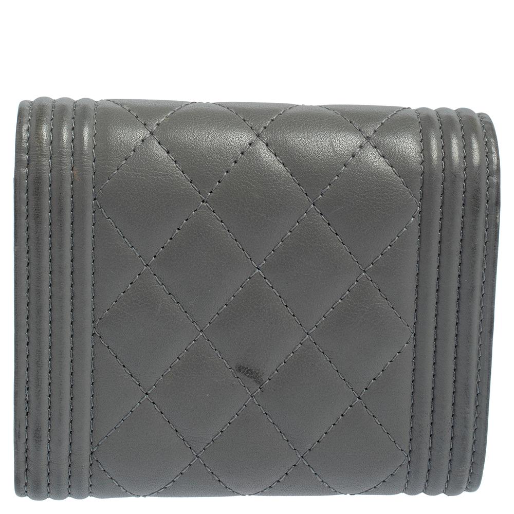 chanel grey card holder