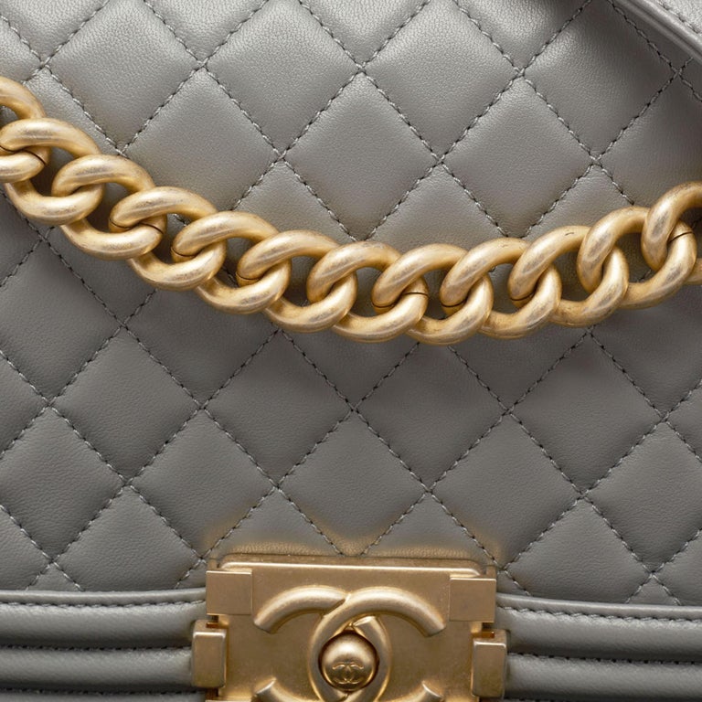 Chanel Grey Quilted Leather Medium Boy Flap Bag For Sale 10